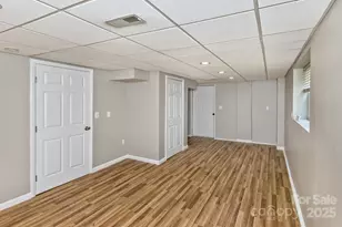 689 New Haw Creek Rd, Asheville, NC 28805 - Photo 29