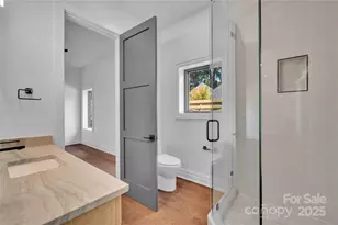 1423 S Wendover Rd, Charlotte, NC 28211 - Photo 23