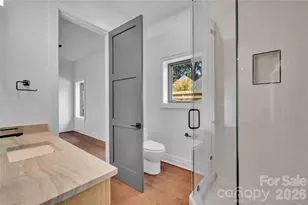 1423 S Wendover Rd, Charlotte, NC 28211 - Photo 25