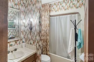 4749 16th St Dr NE, Hickory, NC 28601 - Photo 31