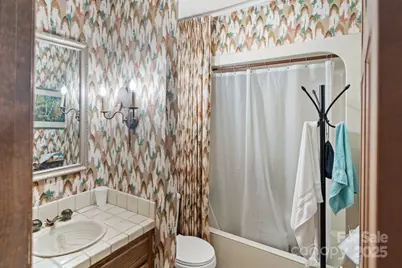 4749 16th Street Drive NE, Hickory, NC 28601 - Photo 31