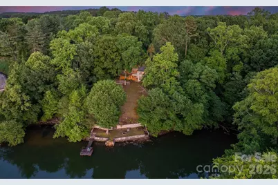 4749 16th Street Drive NE, Hickory, NC 28601 - Photo 5