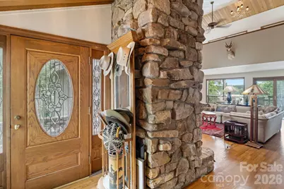 4749 16th Street Drive NE, Hickory, NC 28601 - Photo 9