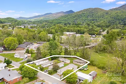 560 Westwood Circle, Waynesville, NC 28786 - Photo 7