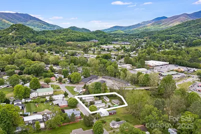 560 Westwood Circle, Waynesville, NC 28786 - Photo 1