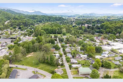 560 Westwood Circle, Waynesville, NC 28786 - Photo 29