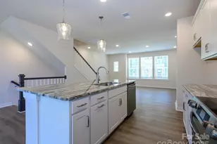 1112 Bismuth Ln, Charlotte, NC 28211 - Photo 17