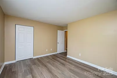 8835 Hunter Ridge Drive, Charlotte, NC 28226 - Photo 19