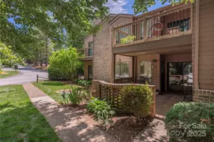 33 Ravencroft Ln, Asheville, NC 28803 - Photo 3