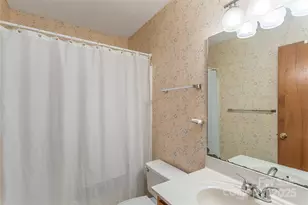 33 Ravencroft Ln, Asheville, NC 28803 - Photo 17