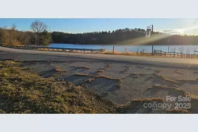 2109 Inlet Shore Road NE, Connelly Springs, NC 28612 - Photo 15