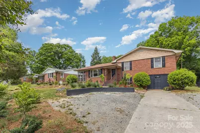 910 E Center Avenue, Mooresville, NC 28115 - Photo 7