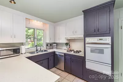 910 E Center Avenue, Mooresville, NC 28115 - Photo 19