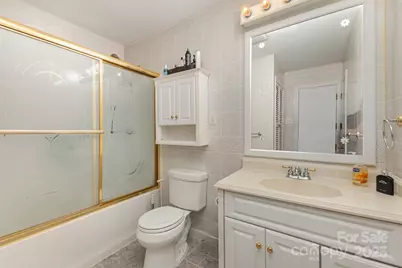 910 E Center Avenue, Mooresville, NC 28115 - Photo 5