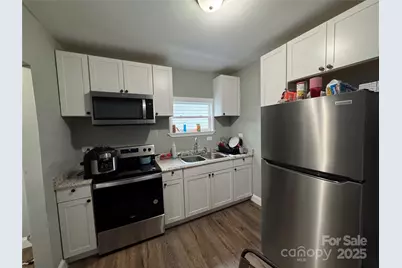 81 Academy Avenue NW, Concord, NC 28025 - Photo 9