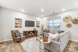 3930 Cheyney Park Dr, Charlotte, NC 28269 - Photo 5