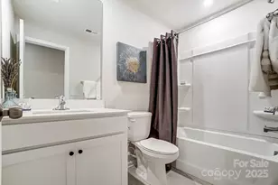 3930 Cheyney Park Dr, Charlotte, NC 28269 - Photo 19