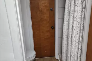 1615 Grovewood Dr, Charlotte, NC 28208 - Photo 13