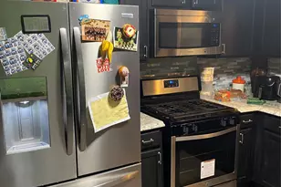 1615 Grovewood Dr, Charlotte, NC 28208 - Photo 5