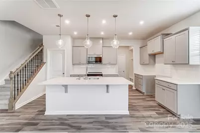 3922 Cheyney Park Drive, Charlotte, NC 28269 - Photo 5