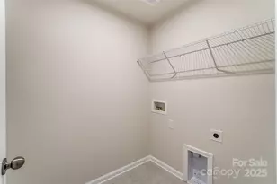 3922 Cheyney Park Dr, Charlotte, NC 28269 - Photo 41