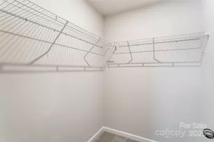 3922 Cheyney Park Dr, Charlotte, NC 28269 - Photo 33