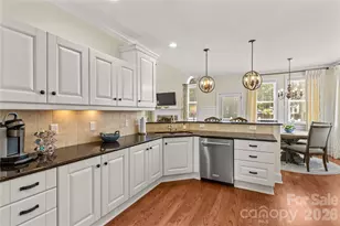 7923 Mountain Shore Dr, Sherrills Ford, NC 28673 - Photo 11