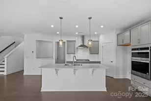 13939 Penbury Ln, Charlotte, NC 28278 - Photo 9