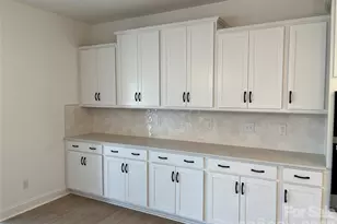 13939 Penbury Ln, Charlotte, NC 28278 - Photo 9