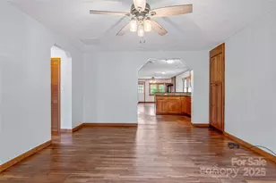 318 Sandy Way, Burnsville, NC 28714 - Photo 9