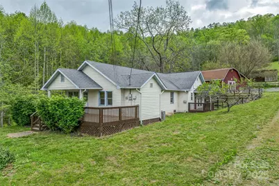 318 Sandy Way, Burnsville, NC 28714 - Photo 3