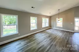 4049 Fincher Rd, Matthews, NC 28104 - Photo 5