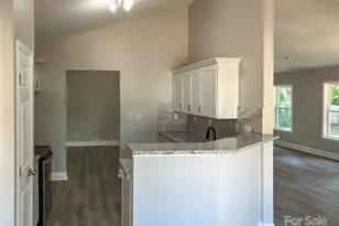 4049 Fincher Rd, Matthews, NC 28104 - Photo 11