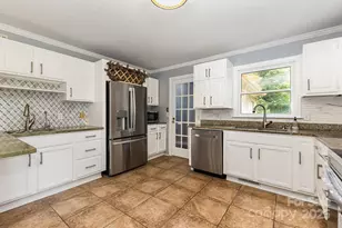 109 Arabian Ln, Salisbury, NC 28147 - Photo 11