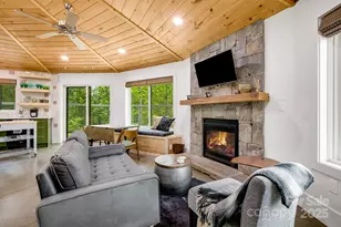 16 Caddis Ct, Marshall, NC 28753 - Photo 5