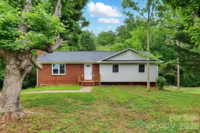 131 Little Forest Lane, Statesville, NC 28625 - Photo 1