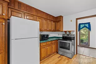 315 Morgan Branch Rd, Leicester, NC 28748 - Photo 15