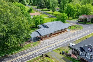 281 Glenwood Dr, Marion, NC 28752 - Photo 13