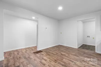 281 Glenwood Drive, Marion, NC 28752 - Photo 23