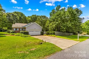 1760 Jacobs Way, Sherrills Ford, NC 28673 - Photo 3