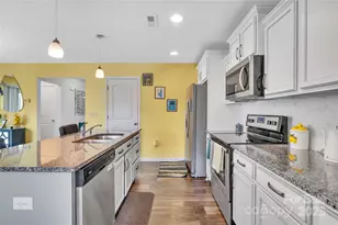 3578 Saddlebrook Dr, Midland, NC 28107 - Photo 3