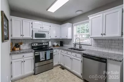2551 Glenwood Street, Kannapolis, NC 28083 - Photo 3
