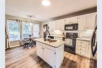 6231 Kentwood Drive, Kannapolis, NC 28081 - Photo 7