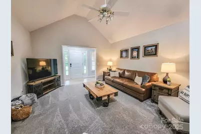 6231 Kentwood Drive, Kannapolis, NC 28081 - Photo 5