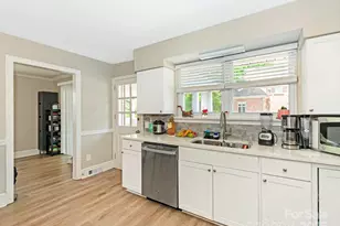 1301 S Kings Dr, Charlotte, NC 28207 - Photo 5