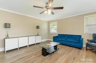 1301 S Kings Dr, Charlotte, NC 28207 - Photo 7