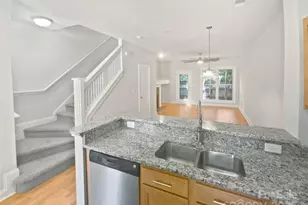 1043 Park West Dr, Charlotte, NC 28209 - Photo 9