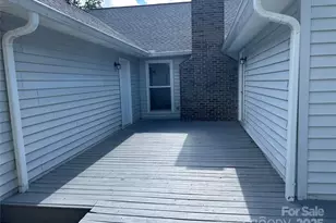 229 Garden Lakes Dr, Blacksburg, SC 29702 - Photo 17