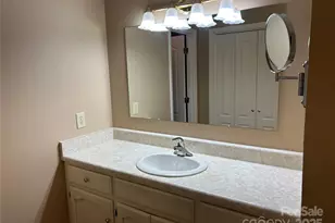 229 Garden Lakes Dr, Blacksburg, SC 29702 - Photo 13