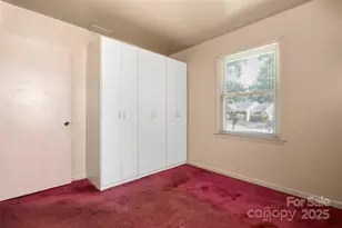 728 Dedmon Dr, Charlotte, NC 28216 - Photo 25